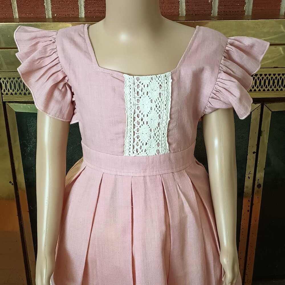 Girls Dusty Pink Pinafore Dress 5-6T Pleated Flare Lace Trim Flutter Sleeves - Picture 2 of 8